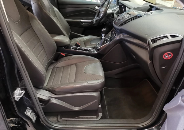 Ford Kuga cena 48400 przebieg: 134000, rok produkcji 2014 z Skarszewy małe 497